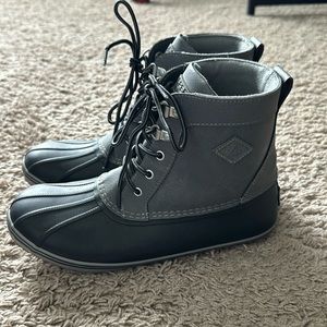 Sperry duck boots